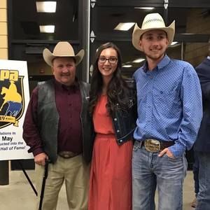 Meet your Posher, Casey